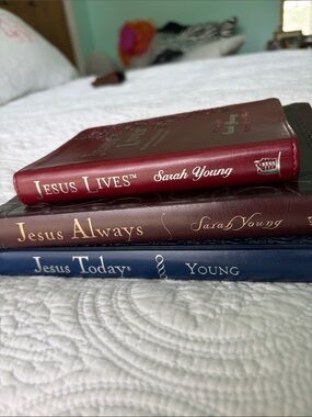 Devotional books (3)